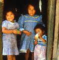 0120-LaEstacion, three girls